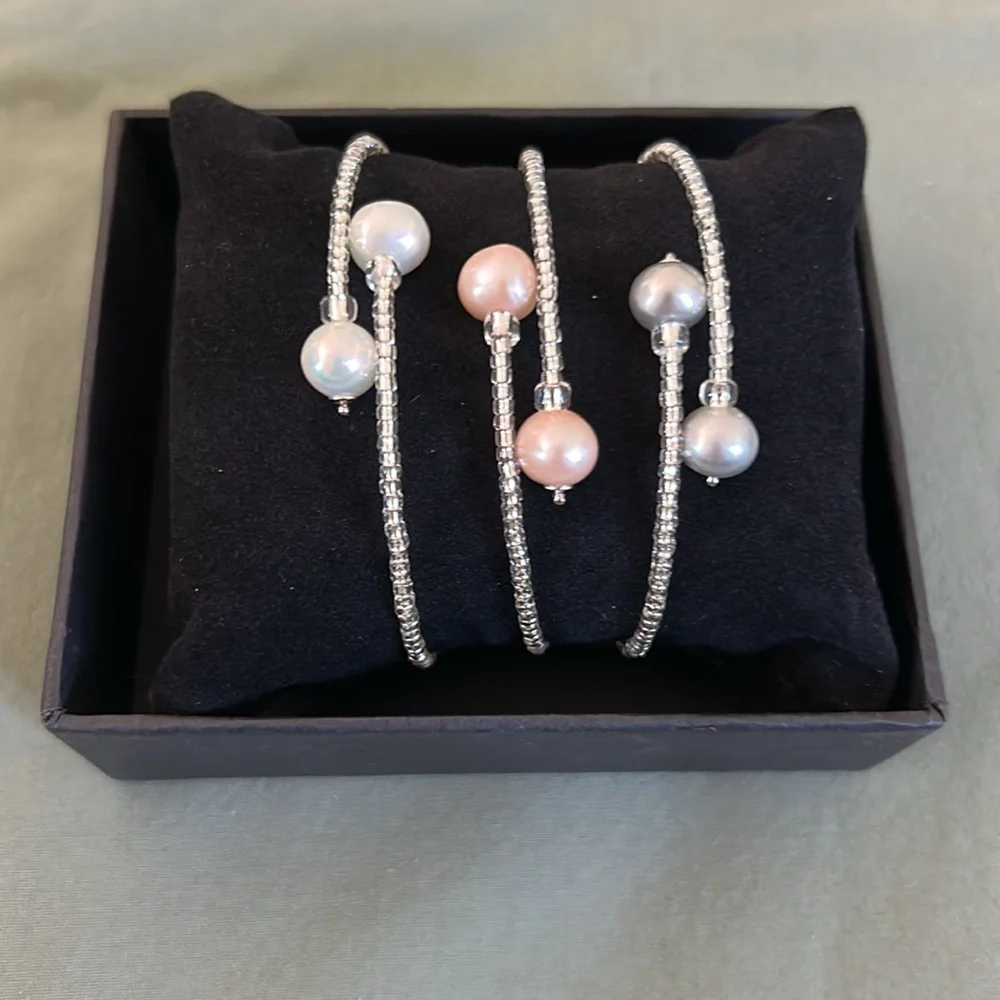 Silver, white and Pink Pearl Wrap Bracelet Set - Picture 1 of 3